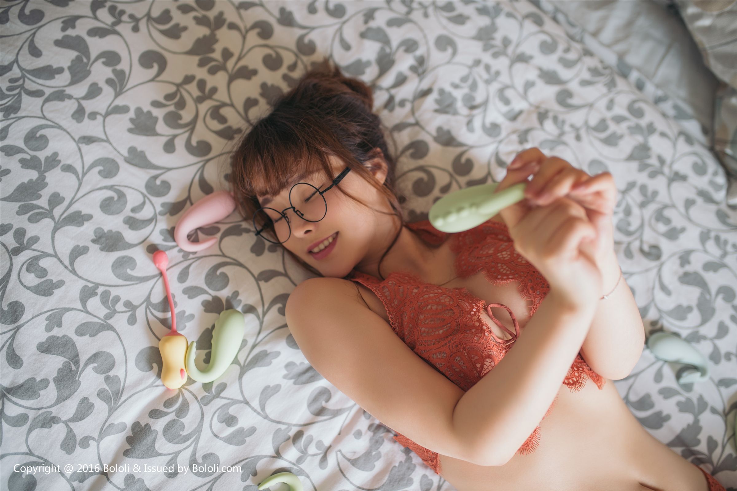 [BoLoli波萝社]2017.07.13 Vol.083 小怪兽柳侑绮